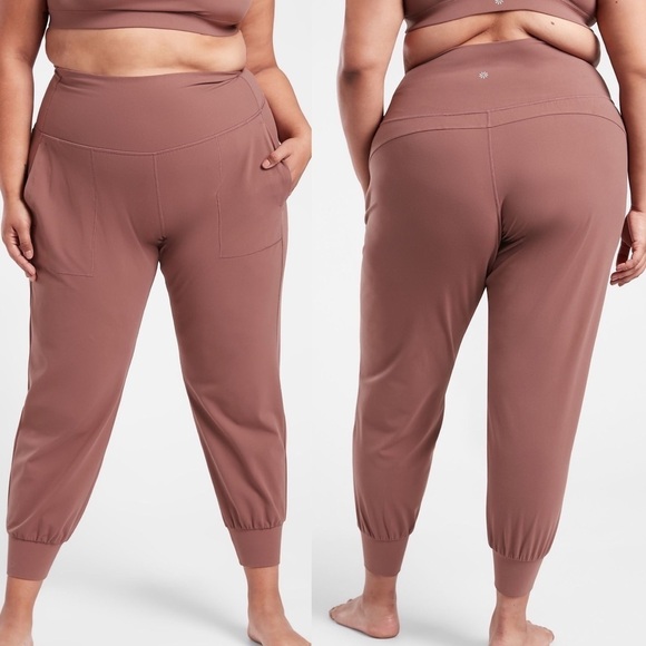 Athleta Powervita Salutation Breathable UPF 50+ Jogger in Hearth Rose - Picture 1 of 7